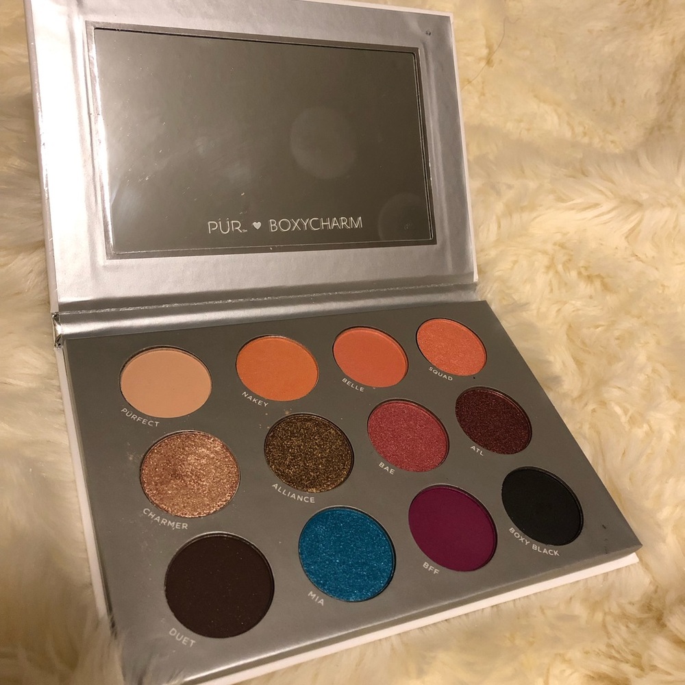 Boxy Charm and Pür cosmetics